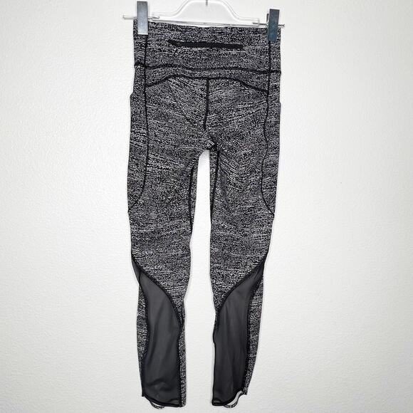 LULULEMON Pace Perfect 7/8 Tight (25") Legging Black White Womens 4 - Picture 7 of 14